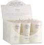 MAGNOLIA & CASSIS ESSENTIAL BLEND Candles esittäjä(t): Magnolia & Cassis Essential Blend